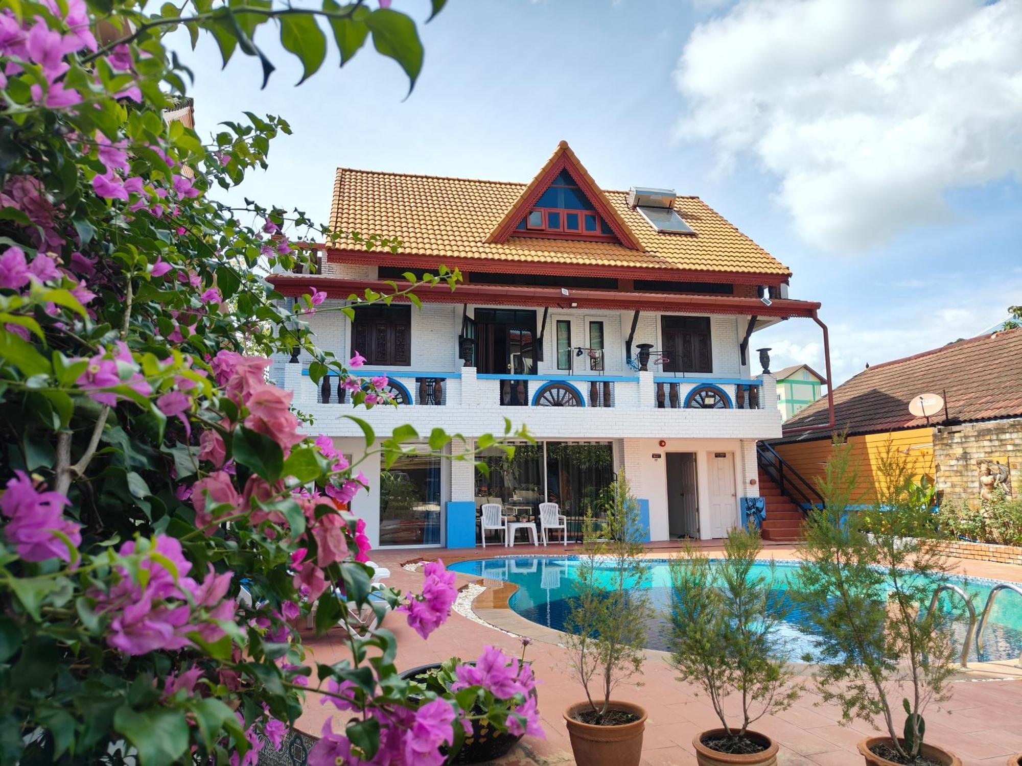 Baankasemsuk Resort 般咔 深宿 Patong Eksteriør bilde