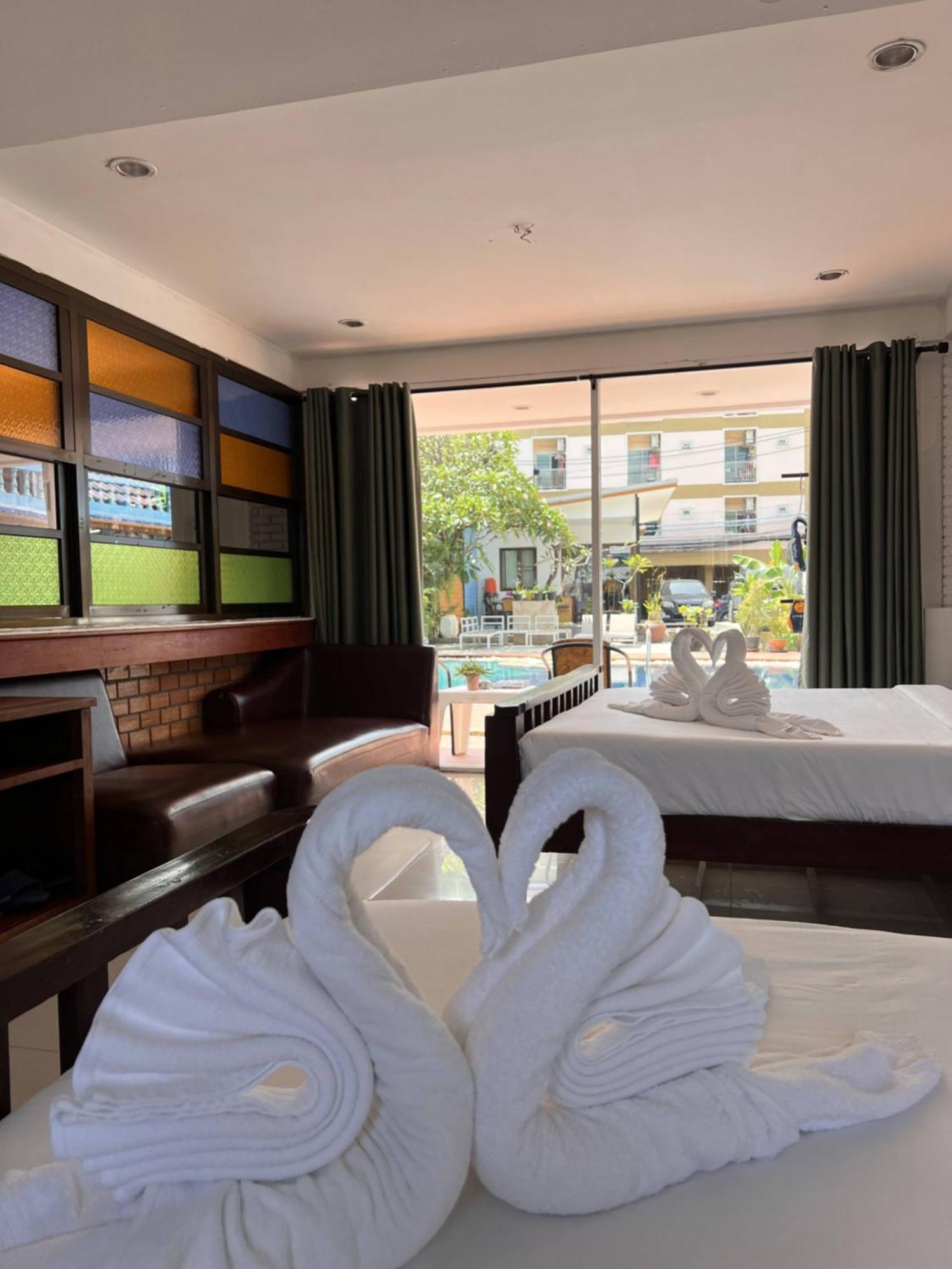 Baankasemsuk Resort 般咔 深宿 Patong Eksteriør bilde